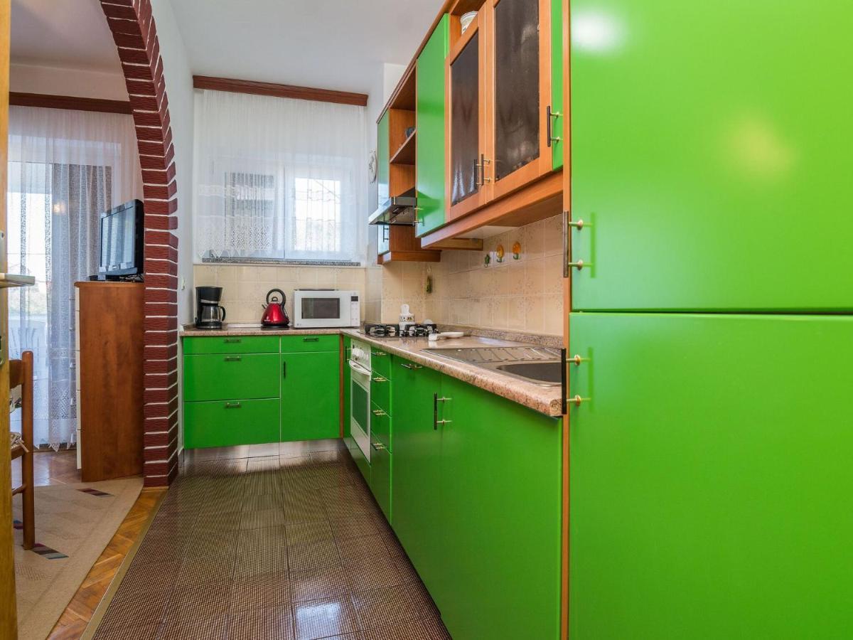 Apartments In House Liveric, In Vir At The Beach エクステリア 写真