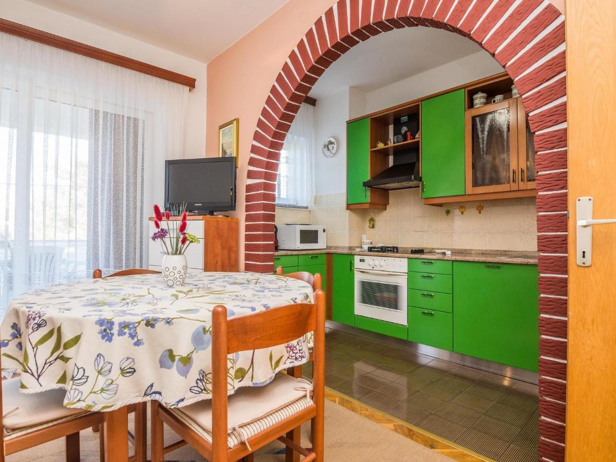Apartments In House Liveric, In Vir At The Beach エクステリア 写真